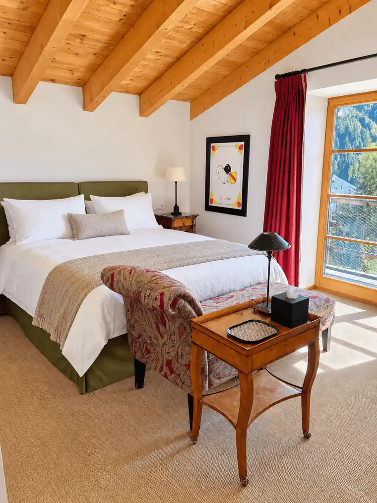 Stilvolles Luxus-Chalet mit privatem Spa am Arlberg