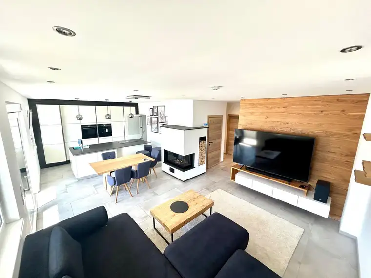 3 ZI Dachgeschosswohntraum mit TG+ Terrasse und riesen Keller