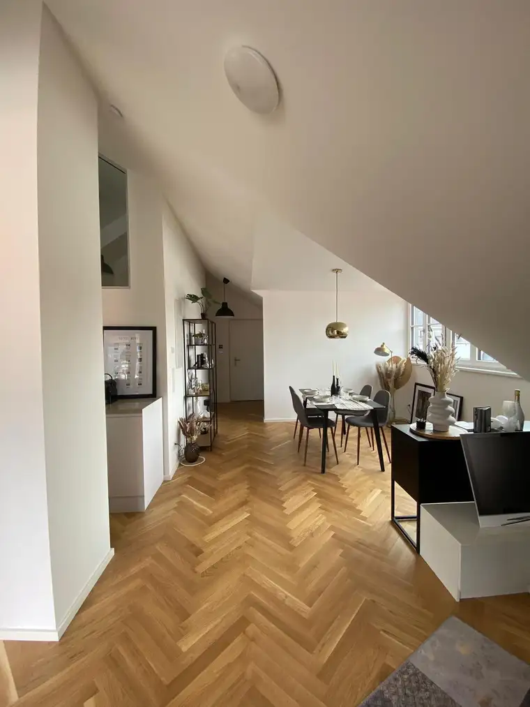 Über den Dächern von Innsbruck - traumhaftes Penthouse mit Blick auf die Triumphpforte
