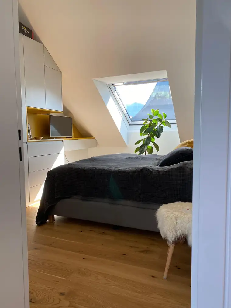 Luxuriöses Penthouse im Saggen mit Dachterrasse, Whirlpool und Sauna
