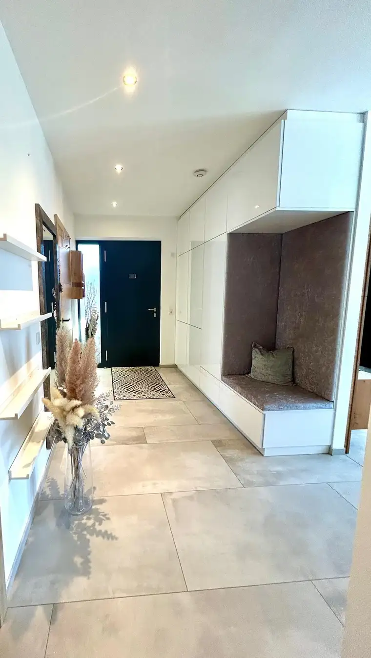3 ZI Dachgeschosswohntraum mit TG+ Terrasse und riesen Keller