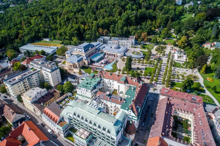 Top modernes Gewerbelokal in Baden mit Kurpark &amp; Casino Frequenz