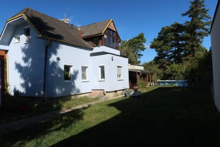 1230 Wien – R O D A U N Familienhaus mit zusätzlichen kleinen Bungalow
