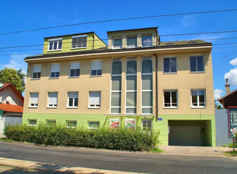 repräsentative, lichtdurchflutete DG-BÜROFLÄCHE zwischen Alter Donau und Donauzentrum