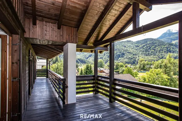 Helles 1-2 Familienhaus mit sonnigem Grundstück in Strobl am Wolfgangsee