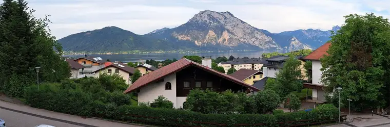 Eine 3-Zimmer-Wohnung mit 2 Loggien, insgesamt 69 m², eingebettet in die schöne Bergwelt von Altmünster.