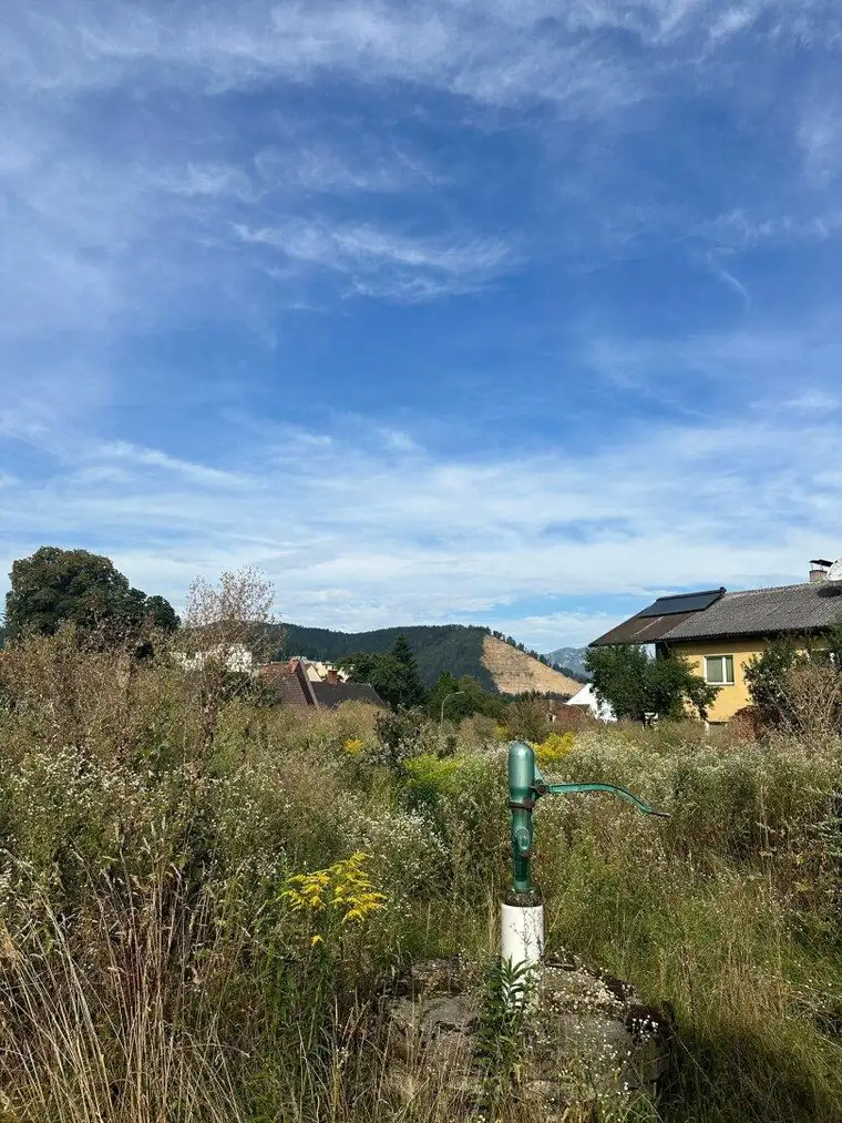 TOP Baugrundstück mit Blick auf die Berge!