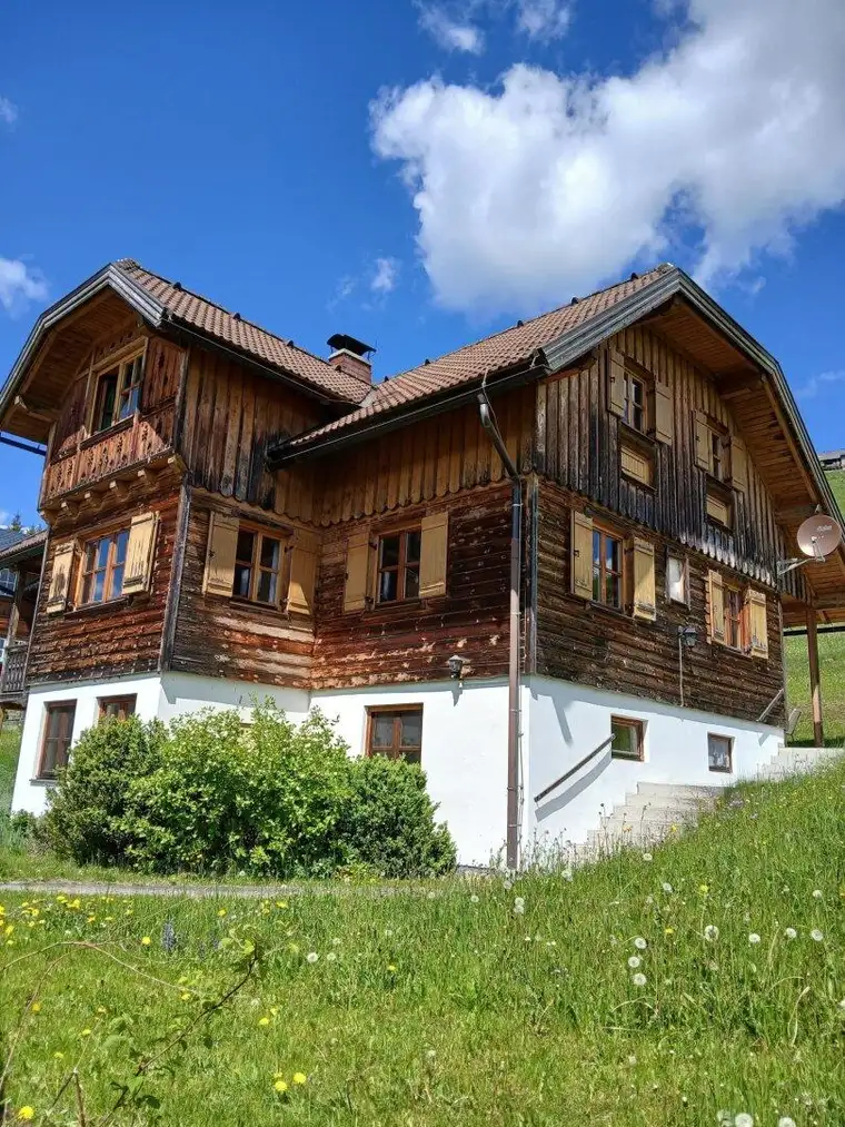 Wohnhaus mit Grimmingblick!