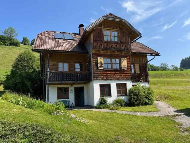 Wohnhaus mit Grimmingblick!