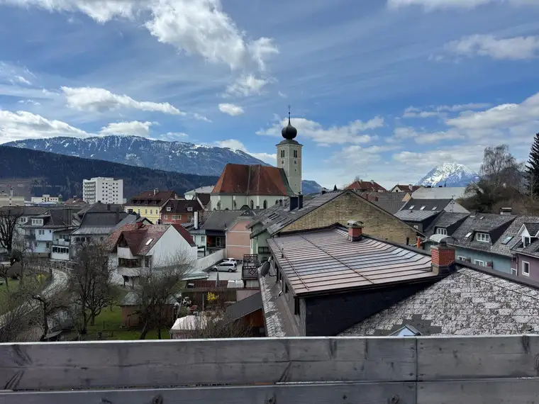 Zwei exklusive Eigentumswohnungen in zentraler Lage von Liezen mit Balkon, Terrasse und Garagen!