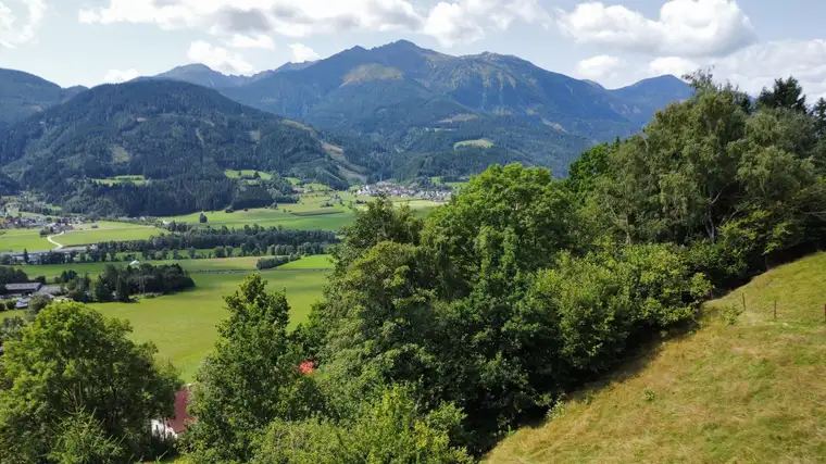 Baugrundstück mit traumhaftem Ausblick!