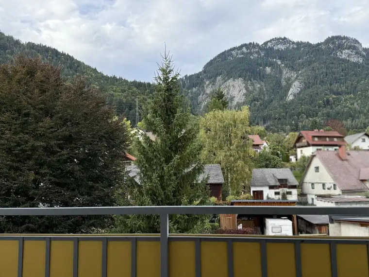 Große Eigentumswohnung mit 3 Schlafzimmer, 2 Loggien