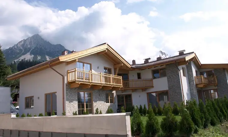 Maximilian Oberlindober, EURO Immobilien - Maximilian Oberlindober