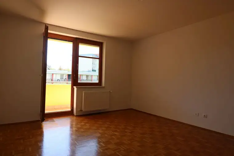 4-Zimmer-Wohnung mit Balkon und TG-Platz in Waltendorf - Provisionsfrei!
