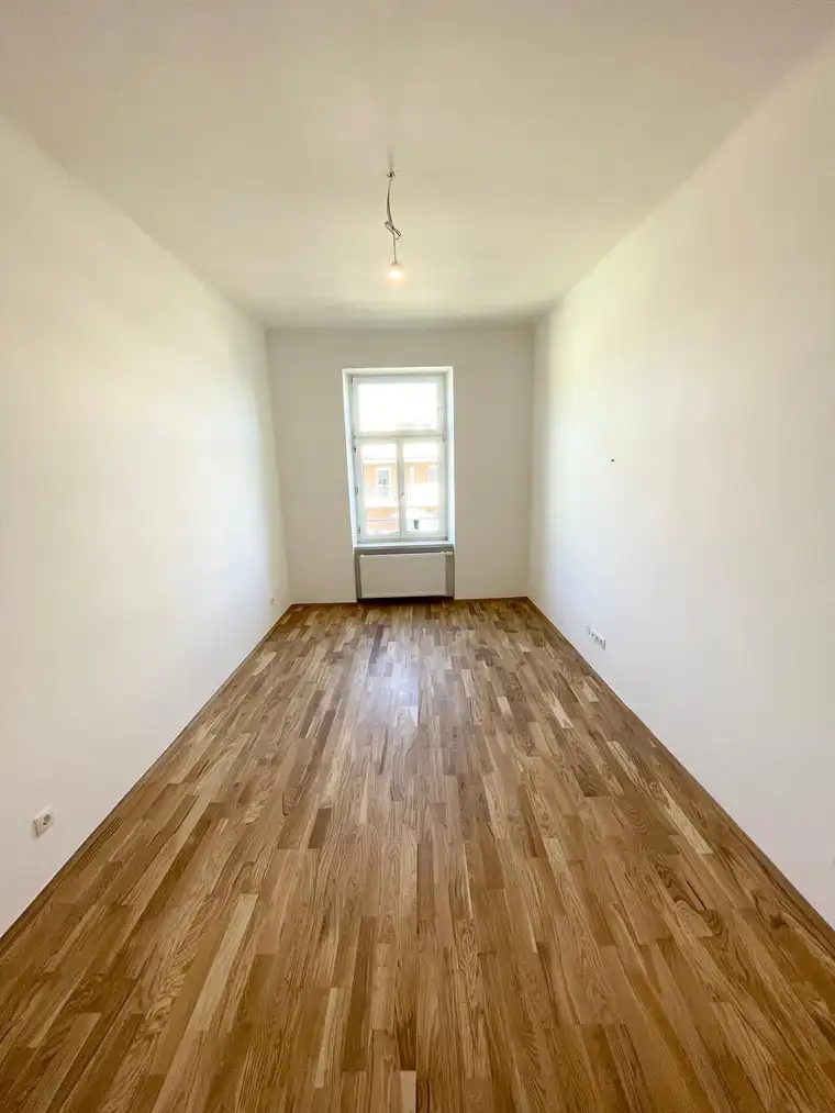 Generalsanierte 2 Zimmerwohnung - Provisionsfrei!