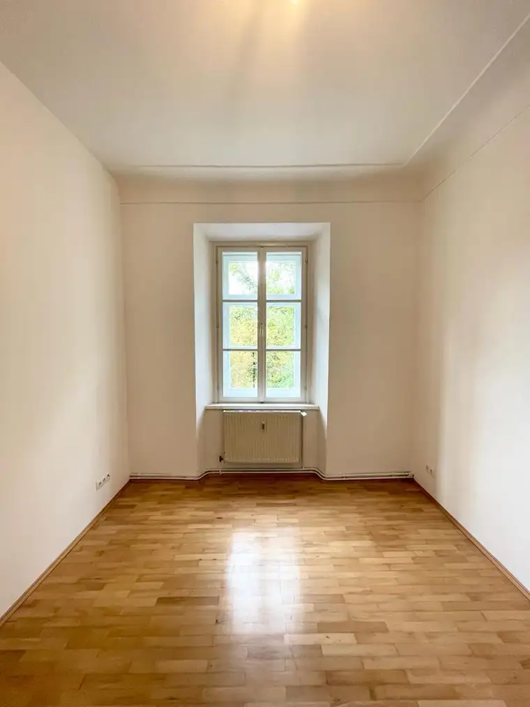 2 Zimmer Wohnung in der Glacisstraße - Provisionsfrei!