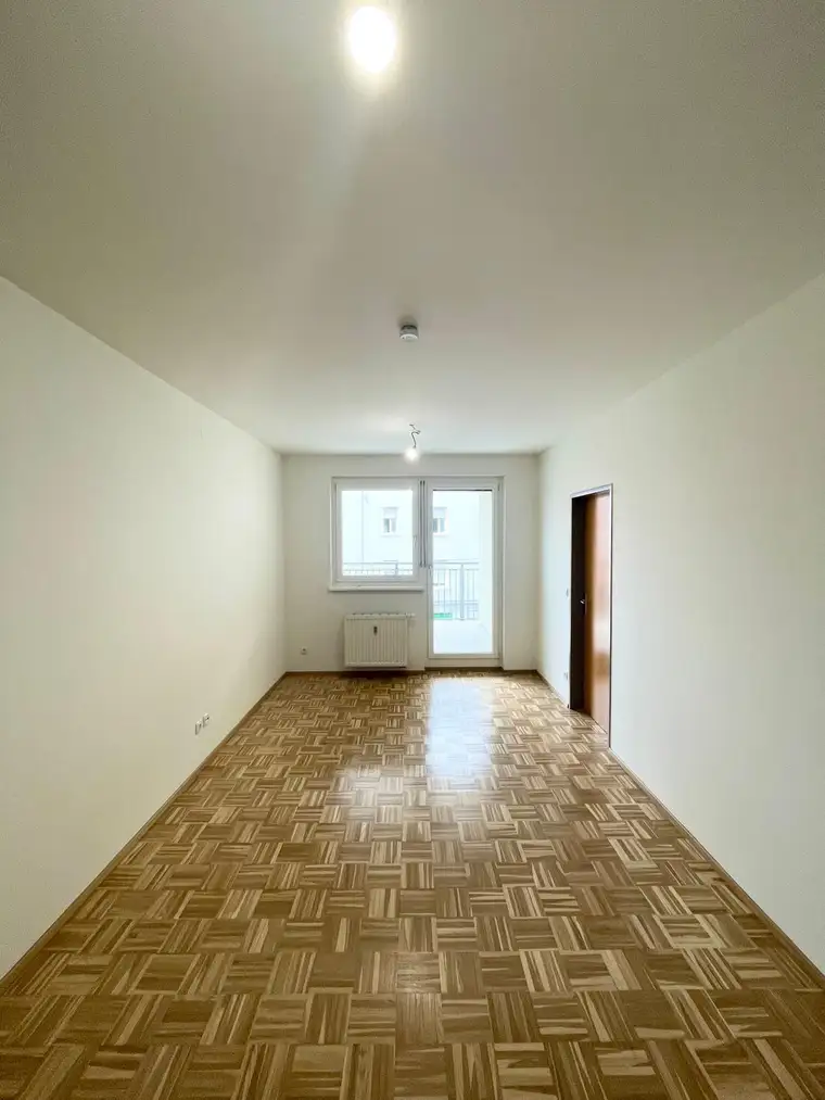 Helle 2 Zimmer Wohnung - Provisionsfrei!