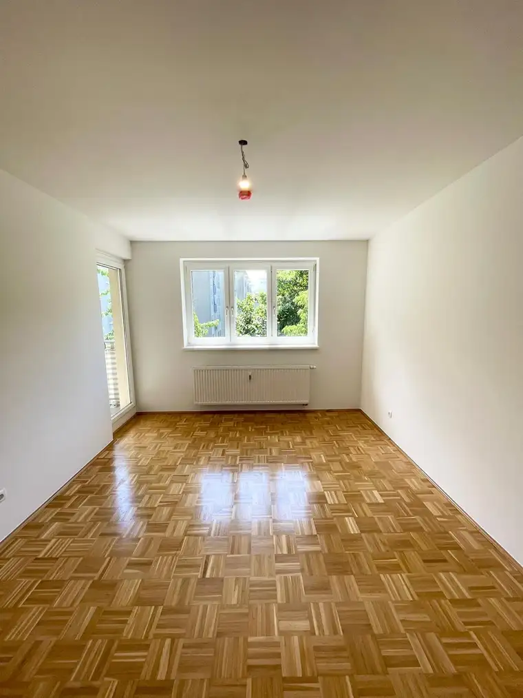 Schöne 2-Zimmer-Wohnung mit Balkon - Provisionsfrei!