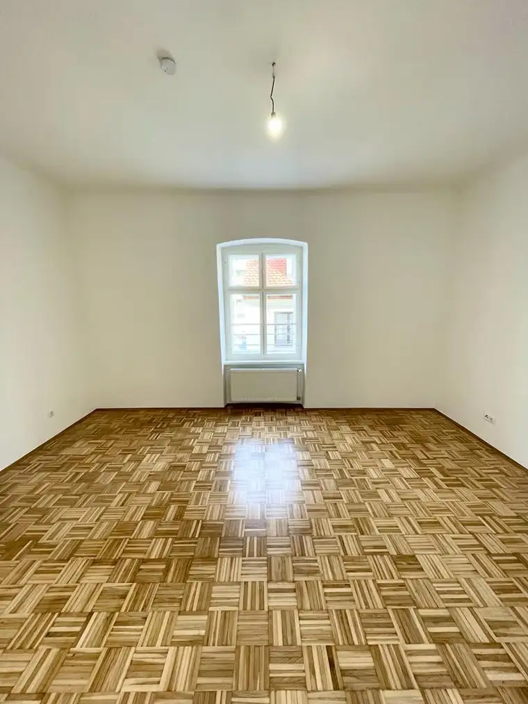 Sanierte 2 Zimmer-Wohnung - Provisionsfrei!