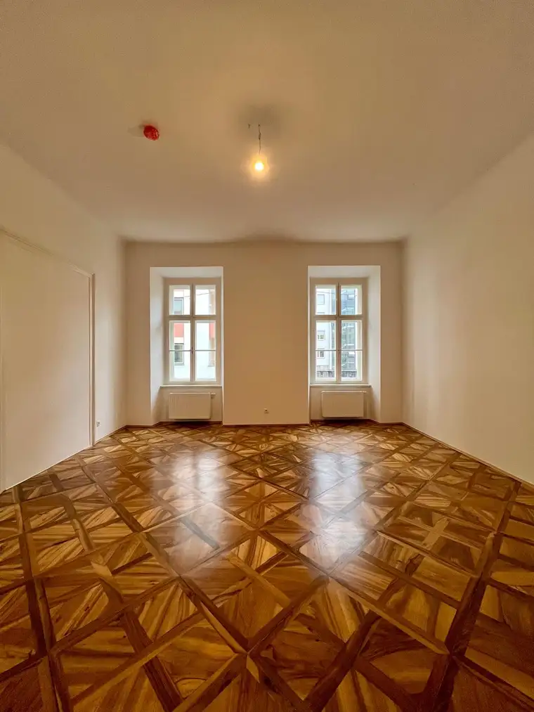 Erstbezug nach Sanierung 3-Zimmer-Wohnung in der Nähe vom Augarten - Provisionsfrei!