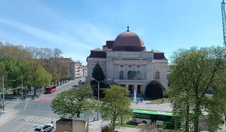 Charmantes Büro mit Blick auf die Grazer Oper - Provisionsfrei!