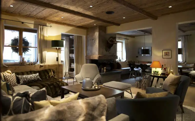 Arlberg – Luxuschalet im Herzen des Skigebietes | Arlberg - Charming Chalet in the heart of the skiing region