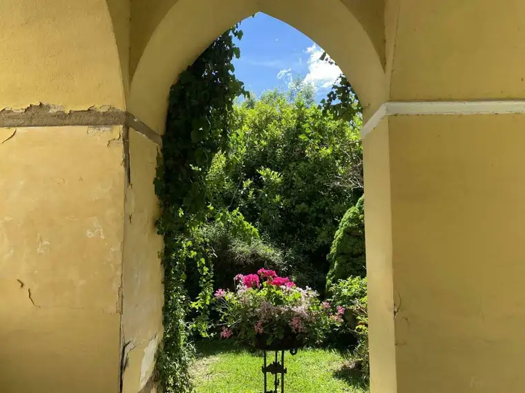 Geschichtsträchtiger Landsitz in Graz Umgebung | Historic country estate in the Graz area