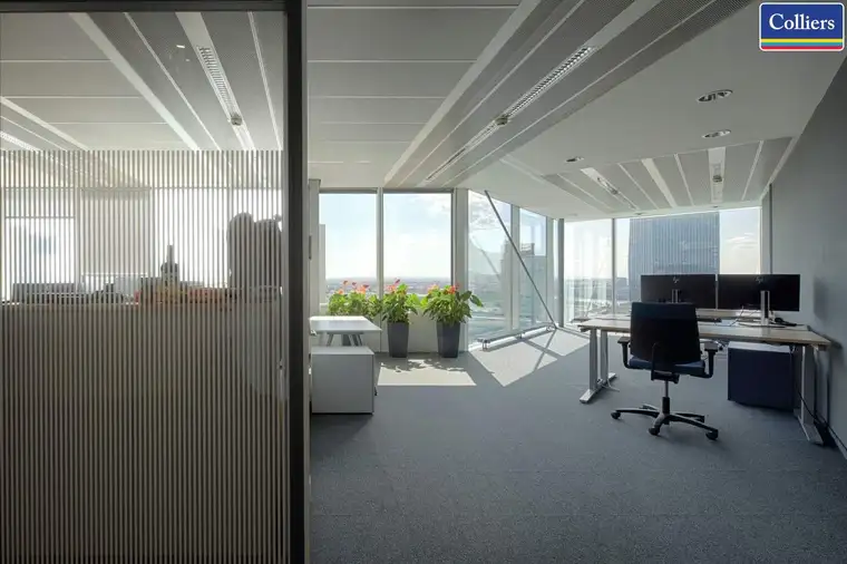 Moderne Büros im Saturn Tower | 1220 Kaisermühlen
