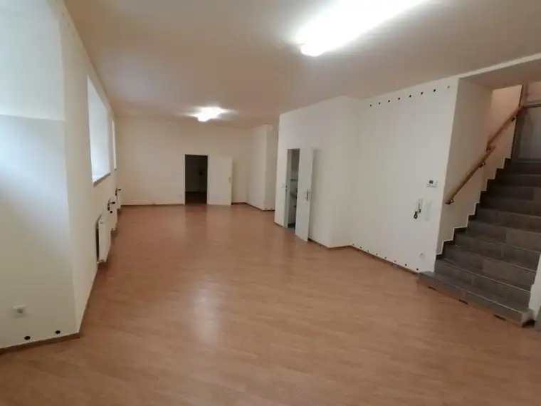 schönes, saniertes TOPBÜRO in TOPLAGE