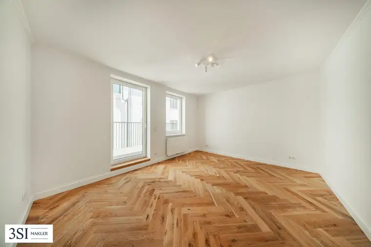 1-Zimmer-Wohntraum in vollsaniertem Altbau – Erstbezug mit Charme und Balkon