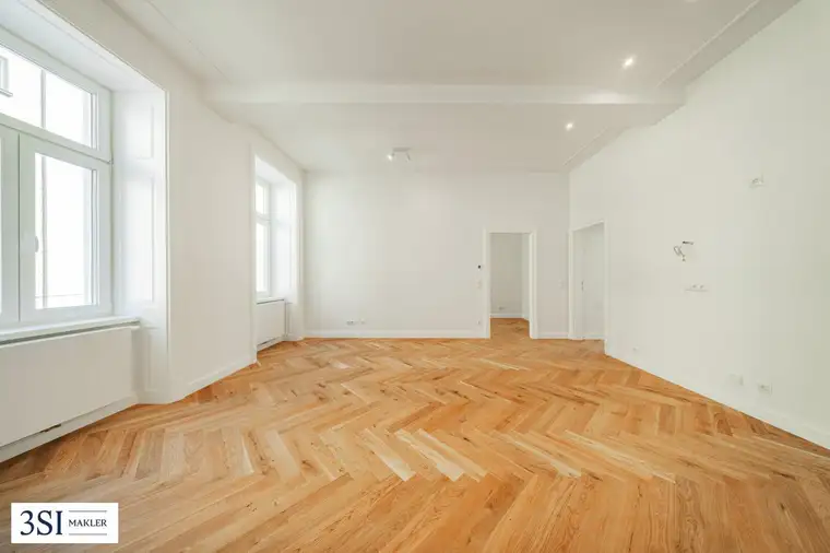 Klassischer Altbau, moderner Komfort: 3-Zimmer Erstbezug