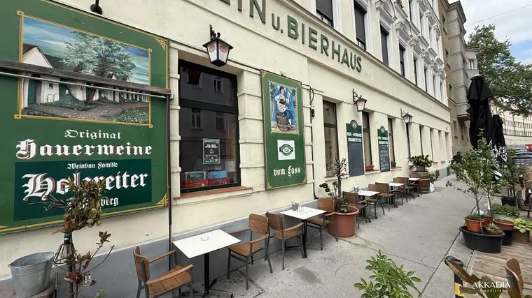 Bei geplanter U5 Station – Traditionsreiche Gastronomieliegenschaft mit historischem Flair