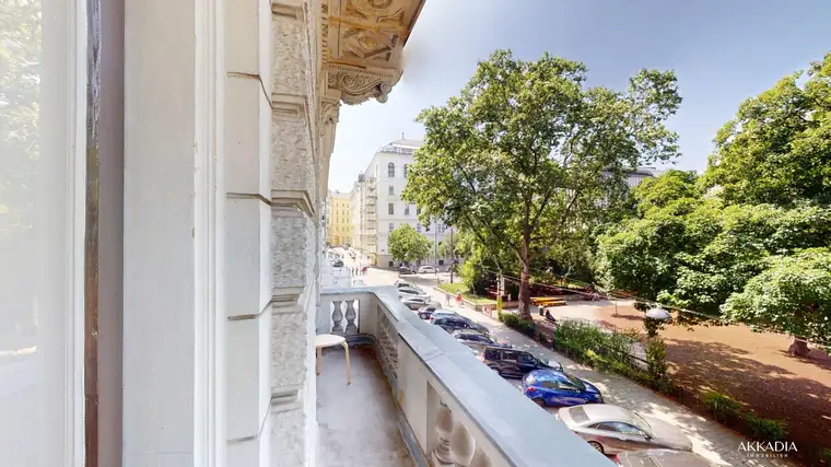 Repräsentatives Altbau-Office am Börseplatz – Nachmieter ab ca. Oktober 2025 gesucht