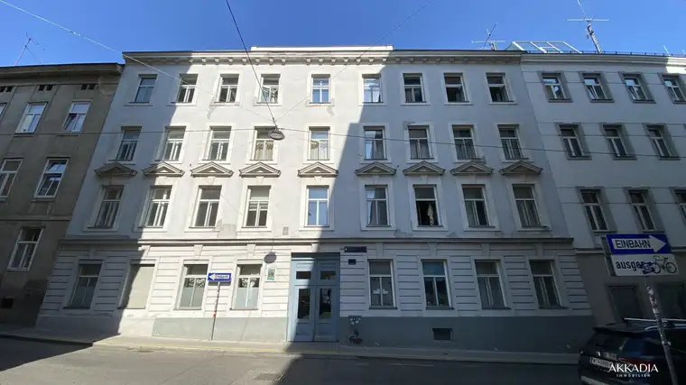 Magazin mit 53,8 m2 Nutzfläche im 6. Bezirk, Nähe Gumpendorfer Straße