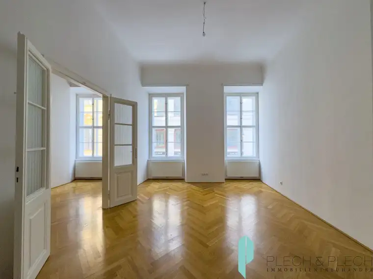 Provisionsfrei für den Mieter - 2 Zimmer - Altbauwohnung im Zentrum!