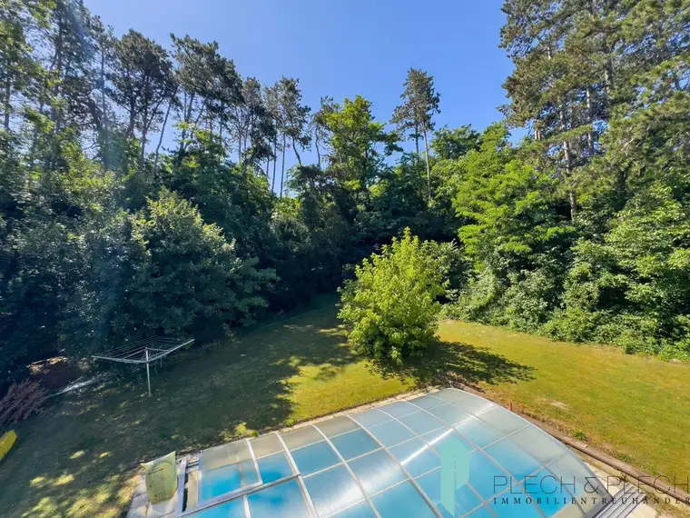 Traumhaus in Ruhelage mit großzügigem Garten, Pool &amp; exklusivem Badeteichzugang