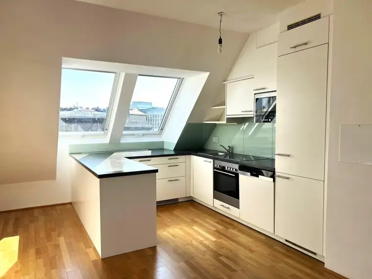 Top-Blick 4-Zimmer DG, klimatisiert im Herzen Wiens