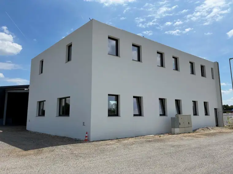 35m² Büro - abgeschlossene Einheit, top ausgestattet