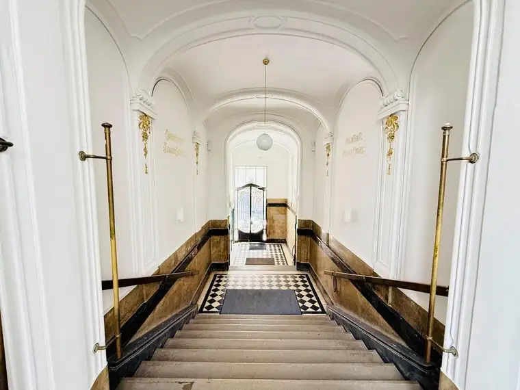 LANDSTRASSER HAUPTSTRASSE | EXKLUSIVES ALTBAU-BÜRO | 6 ZIMMER