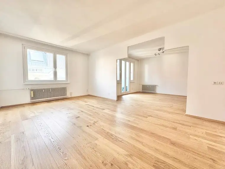 KRUGERSTRASSE | HELLE 2-ZIMMER MIT BALKON IN TOPLAGE | 7.STOCK | U-BAHN-NÄHE