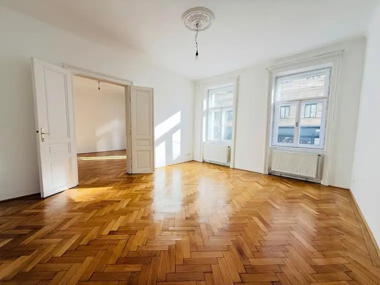 EXKLUSIVER ALTBAU | ERSTBZUG | 4 ZIMMER | | KINDERSPITALGASSE