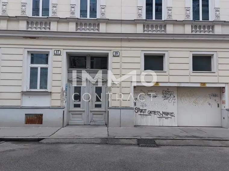 Bräuhausgasse 17 u. 19 - Stapelparkplatz