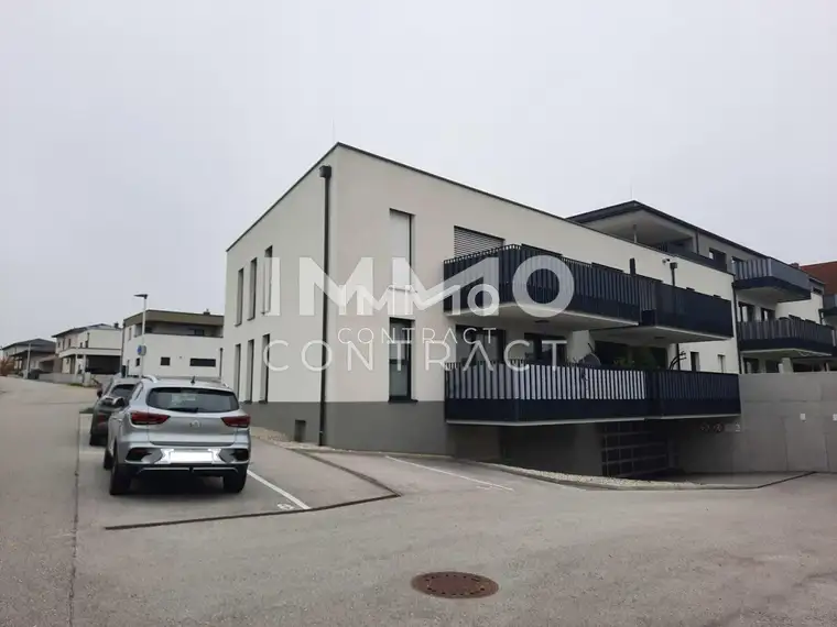 4-Zimmer Familienwohnung samt großem Balkon/Terrasse und KFZ-Abstellplatz