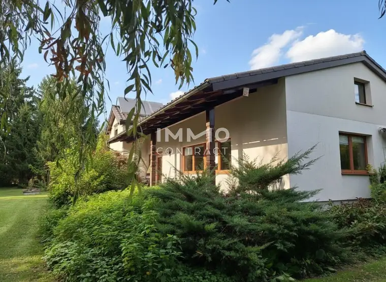 Großzügiges Landhaus in grünem Paradies!