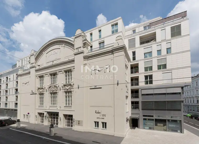 Exklusive Dachgeschosswohnung in den historischen Sofiensälen – 5 Zimmer mit Terrasse &amp; Loggia