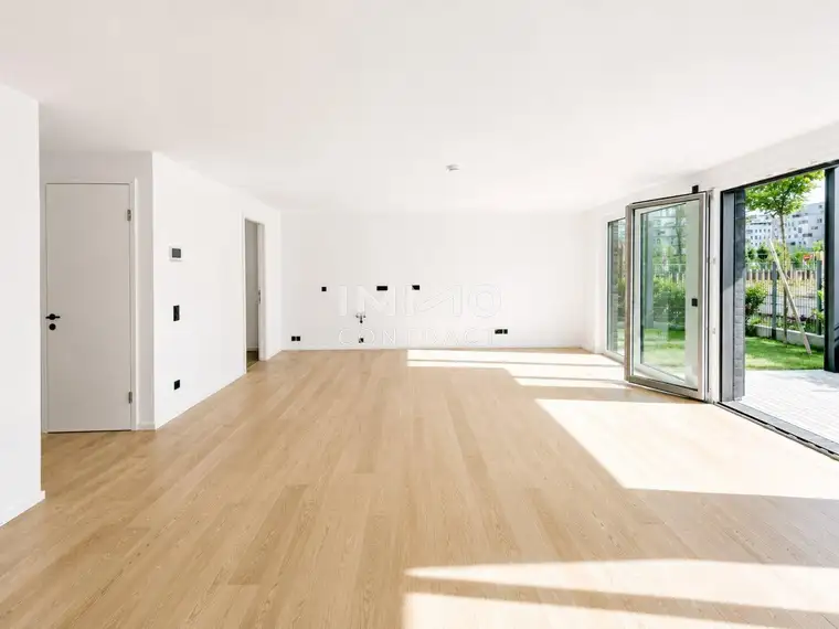 Tsvetilena Galabinova, IMMOcontract Immobilien Vermittlung GmbH