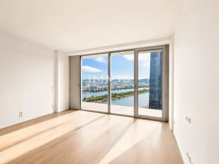 44. Etage - jeden Tag Sonnenuntergang inkl. 14m2 Loggia - DC2 Tower