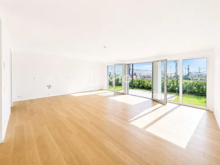 LAXURY - Exklusive Maisonette mit Privatgarten beim Hauptbahnhof: Provisionsfrei