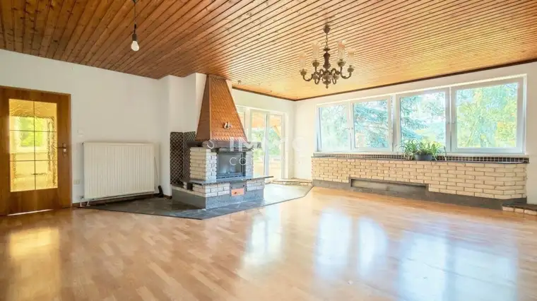 Einfamilienhaus mit Potential in traumhafter Südhanglage mit 1.743 m² Grundstück &amp; Panoramablick