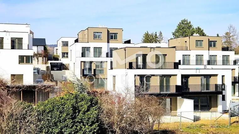 Exklusive Doppelhaushälfte in attraktiver Lage - Modern, elegant, stilvoll - Hochwertige Ausstattung